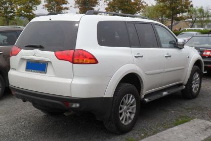 Pajero Sport 4